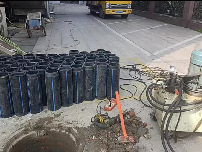 漳县PE置换管厂家 DN315置换管 非开挖管短管置换